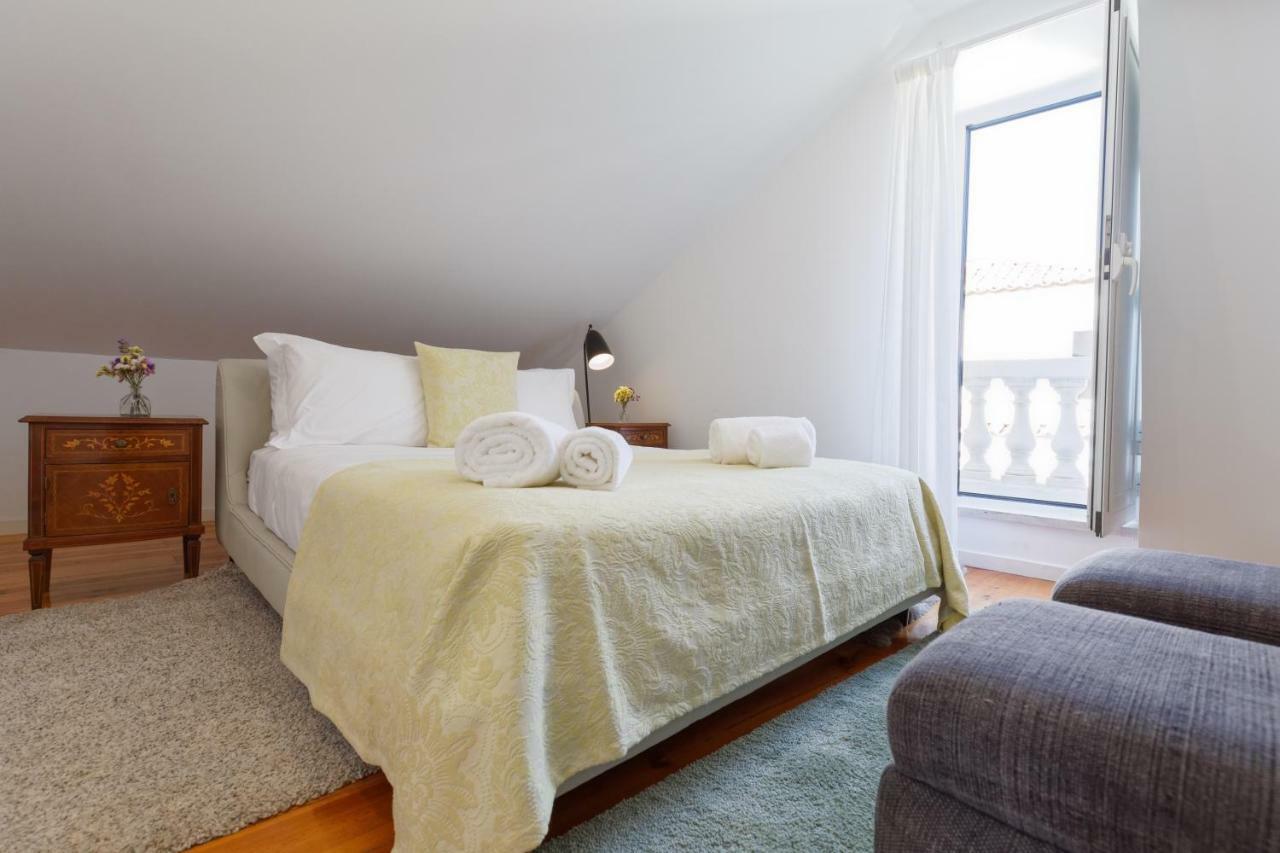 Boutique Chiado Duplex Apartment ลิสบอน ภายนอก รูปภาพ